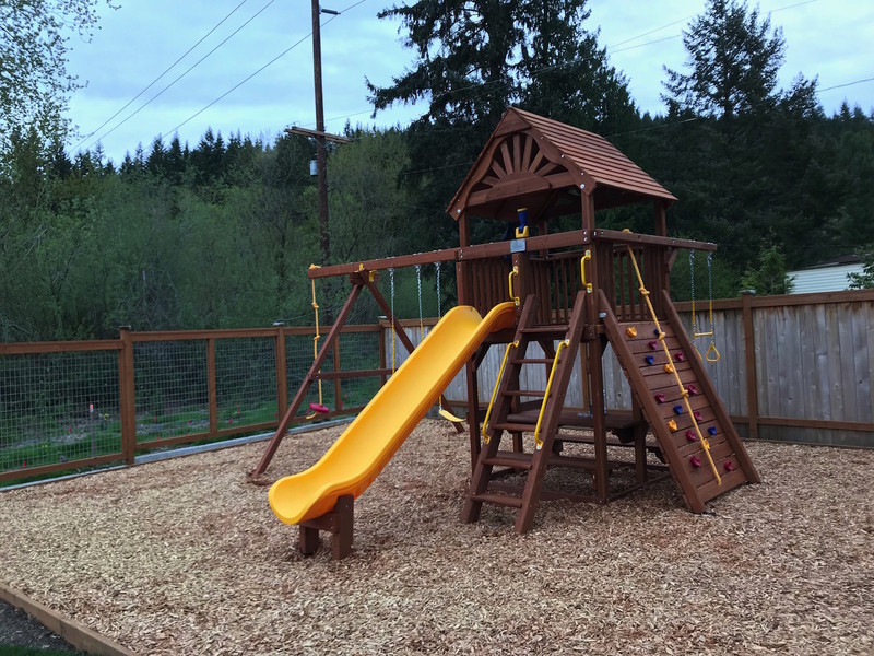 Rainbow Clubhouse Pkg II with Wood Roof - Kidsland 2